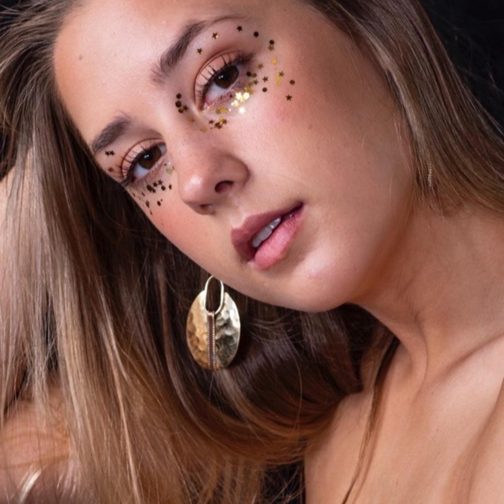 .::GoddessWear::.Boho Artisan Oval Hammered Mixed Silver+Gold StatementE… - Picture 2 of 7